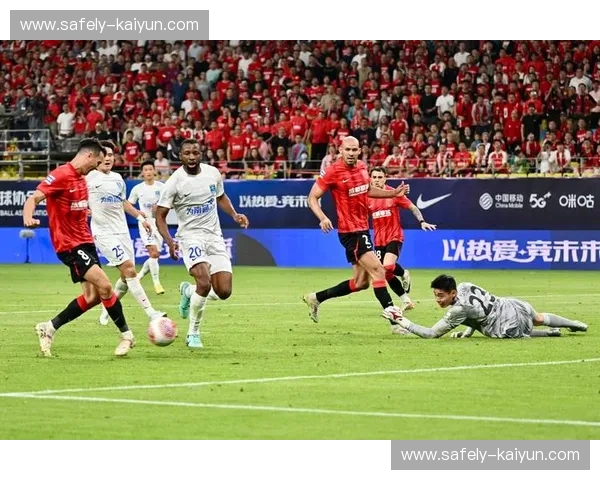 亚细亚之巅的深蓝碰撞：神户胜利船与柔佛新山的绿茵博弈